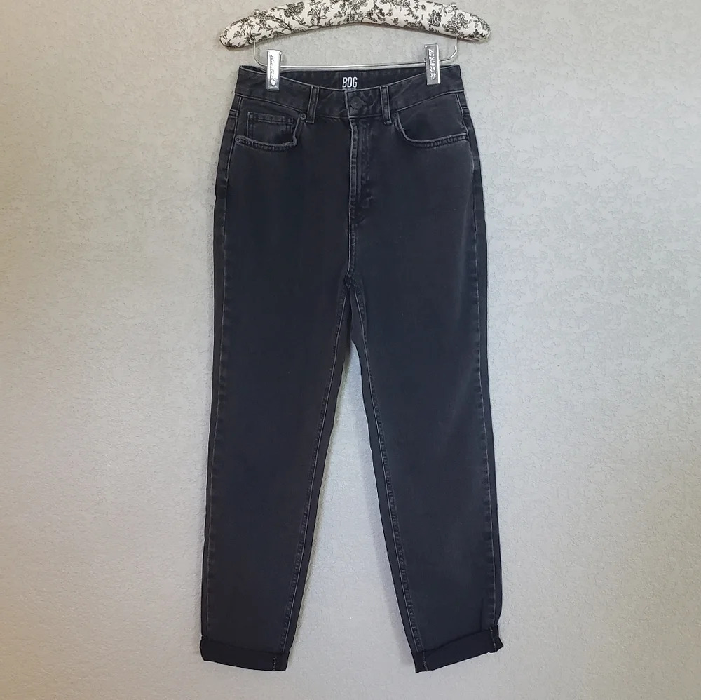 BDG Urban outfitters Mom High waisted jeans size w26